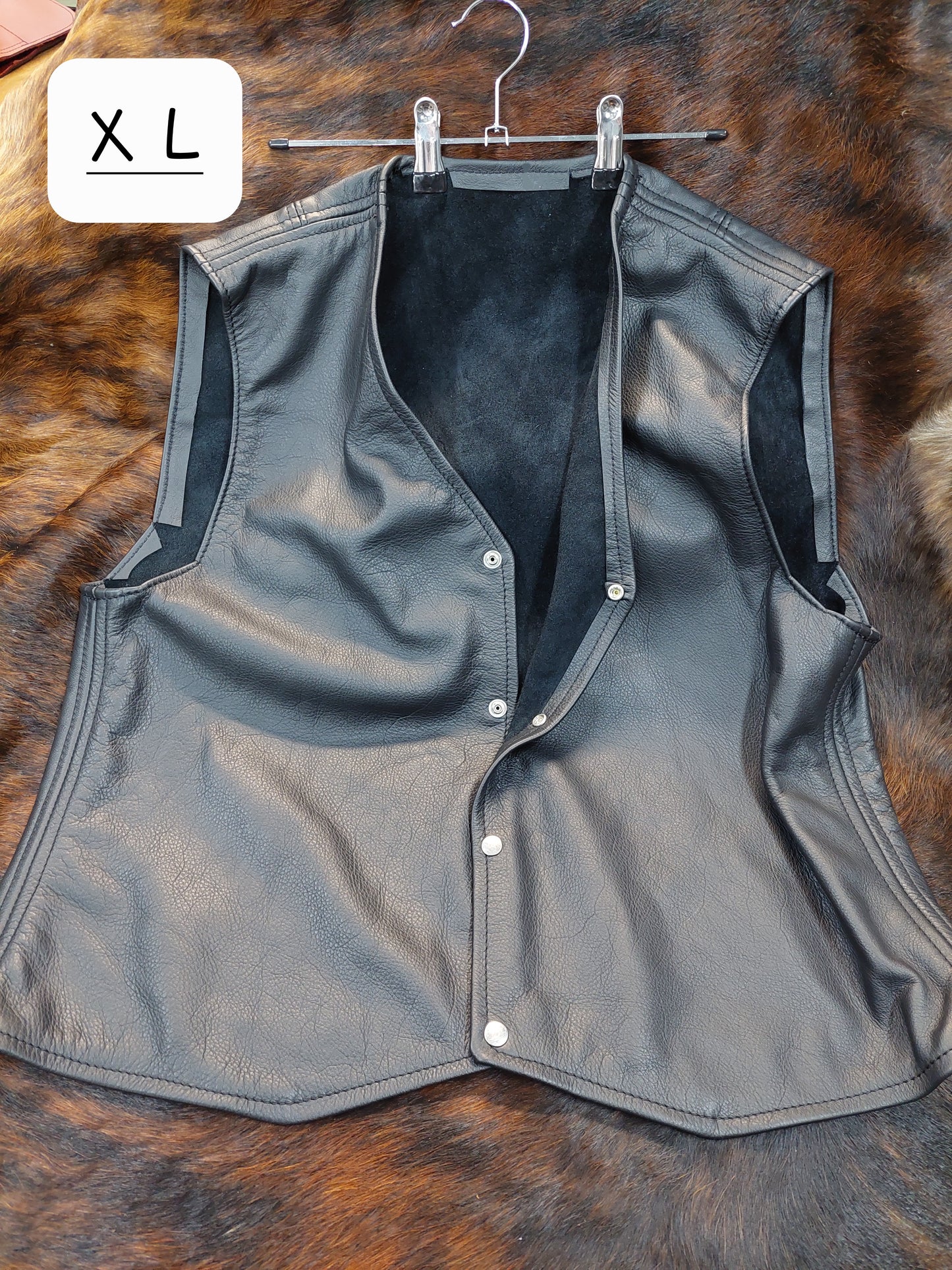 Leather Vests - Maka Leathergoods